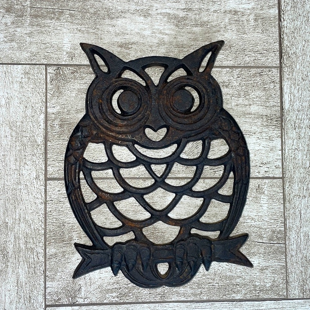 Vintage Cast Iron Owl Trivet